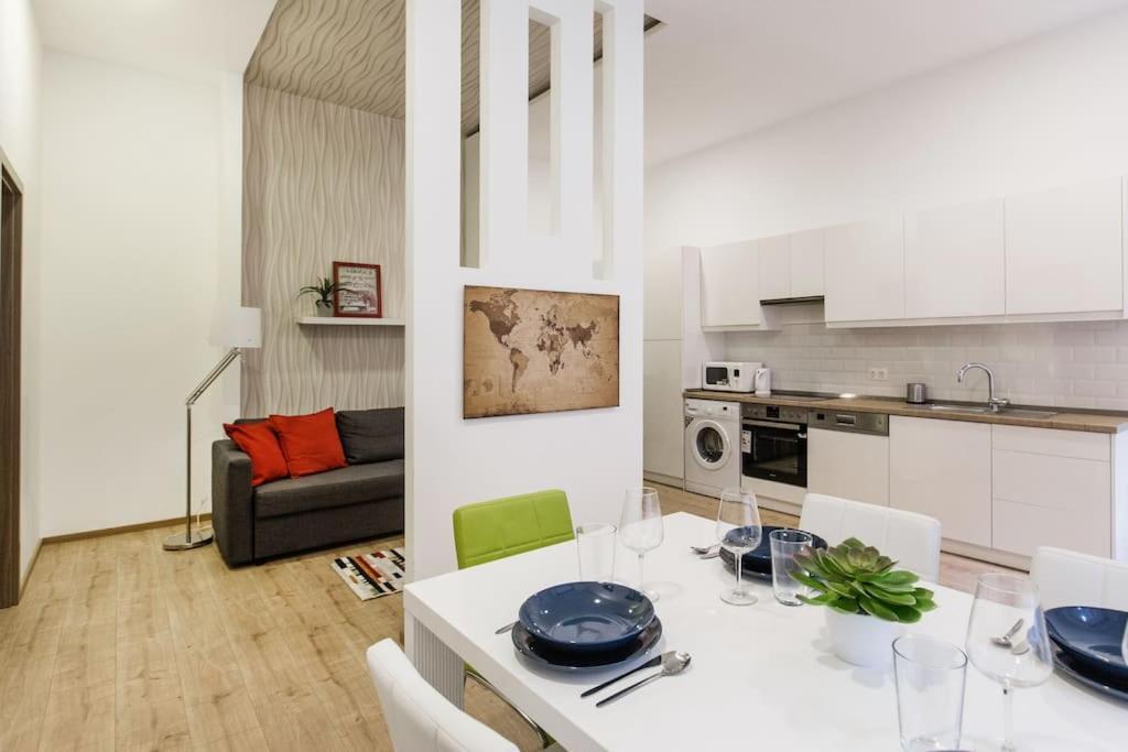 Designer Dream Home In The Ruin Bar District W A/C Budapest Exterior foto